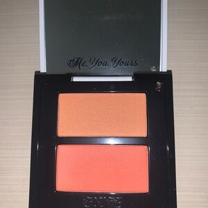 GXVE feelin’ cheeky blush duo Palette in flirty talk